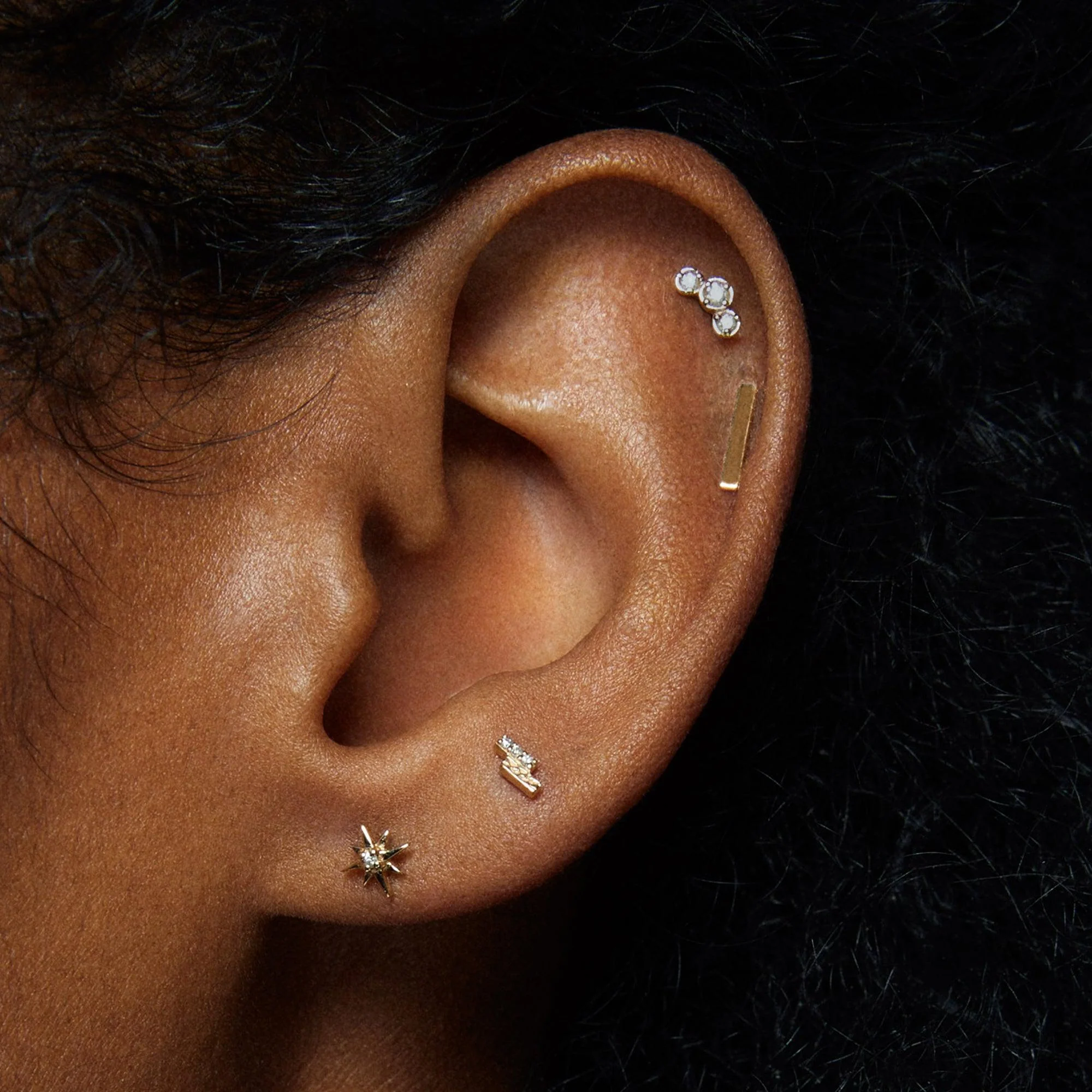 14k Flat Back Diamond Double Bar Stud - Image 3