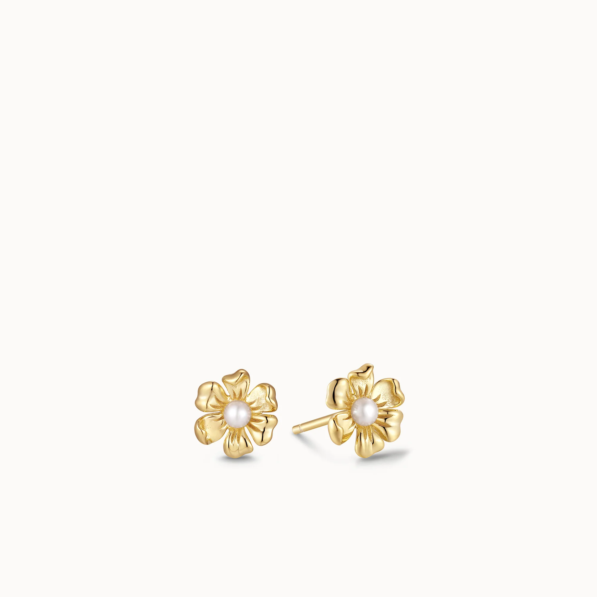 Pearl Hibiscus Studs